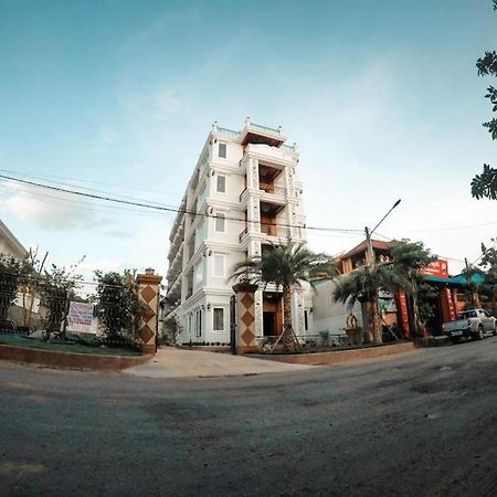 Boutique Kampot Hotel Exterior foto